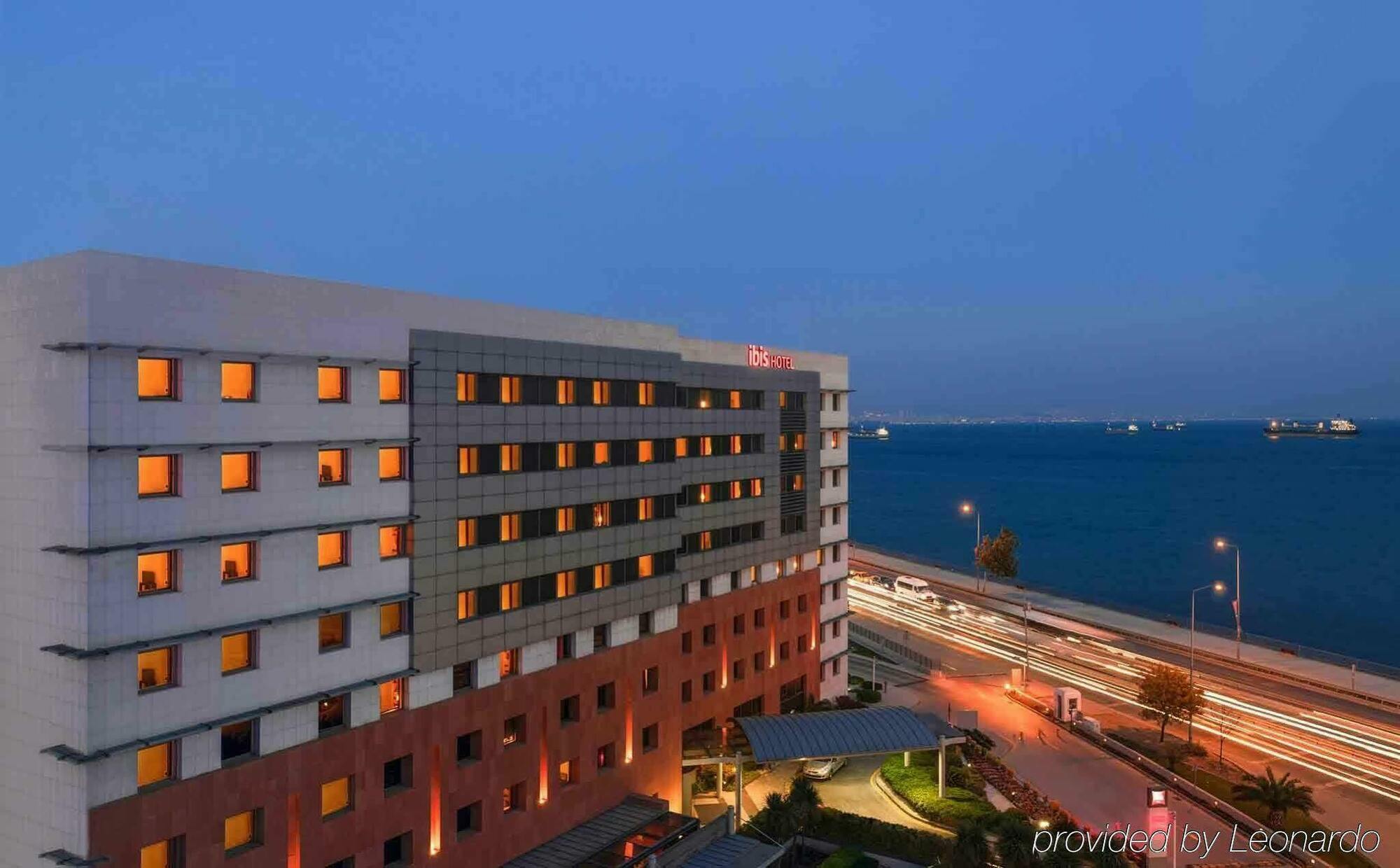 Ibis Istanbul Zeytinburnu Hotel Kültér fotó